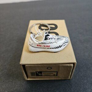 Yzy 350 Boost sneaker keychain.